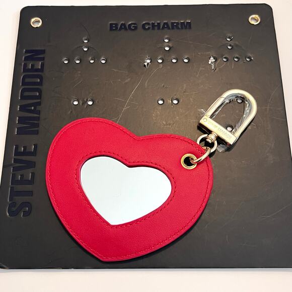 Steve Madden Red Heart Mirror Bag Charm Gold Keychain NEW - Picture 2 of 5